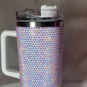 White Rhinestone 40 oz tumbler No Brand